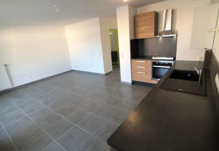 Appartement T2 à EYBENS - Photo 2