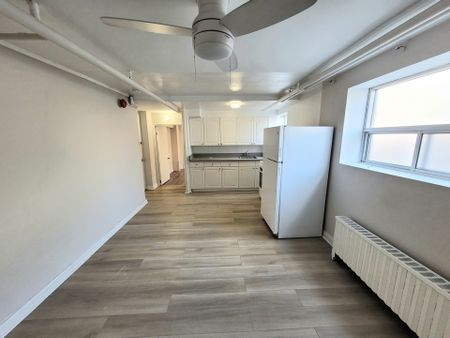 For Lease - 852 Broadview Avenue Unit# B1, Toronto, Ontario - Photo 5