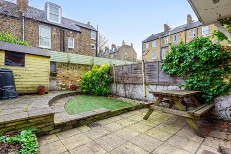 1 bedroom flat to rent - Photo 5