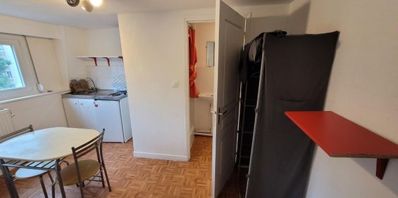 Location Appartement 1 pièce 13m² LILLE 59160 - Photo 3