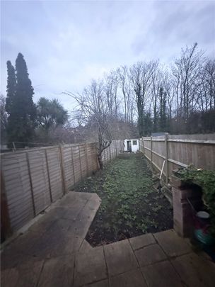 Double Bedroom in Shared House, Hither Green - Photo 1