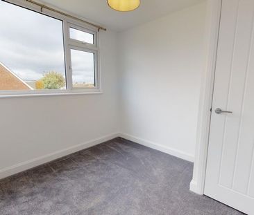 2 bedroom semi-detached house to rent - Photo 6