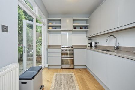 1 bedroom flat to rent - Photo 5