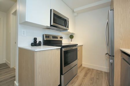 For Lease - 1450 Avenue Road Unit# 1, Toronto, Ontario - Photo 4