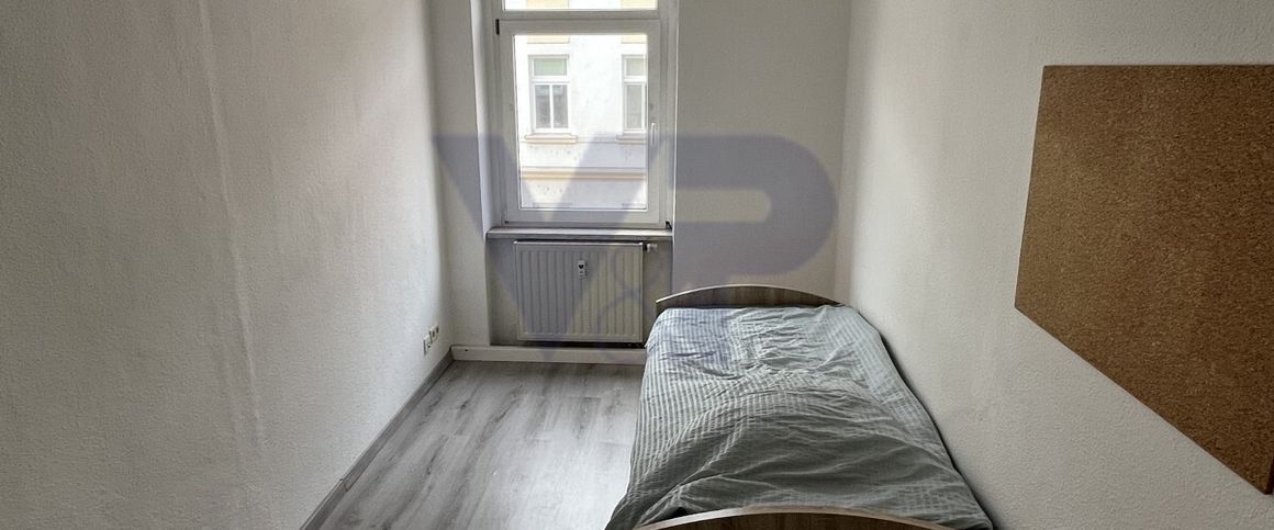 Zwötzner Wohnung - frisch auf dem Markt ! - Photo 1