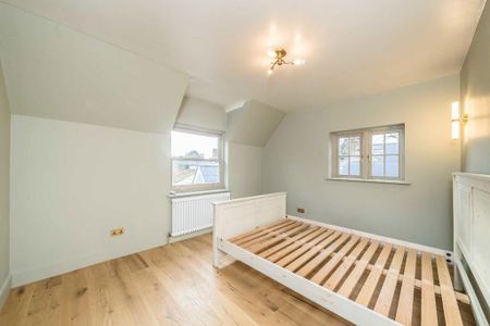 5 bedroom detached house to rent - Photo 2