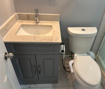 For Lease - 24 Neville Crescent, Brampton, Ontario - Photo 4