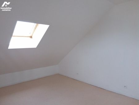 SAINT GERMER DE FLY, 54 route Nationale 31,appartement comprenant deux chambres et parking - Photo 2