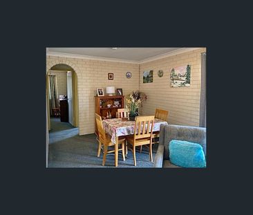 Low-Maintenance Living in a Prime Location - Photo 3