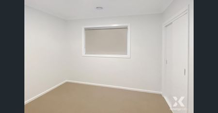 3-Bedroom Family Home in Desirable Rockbank Neighborhood - Photo 4