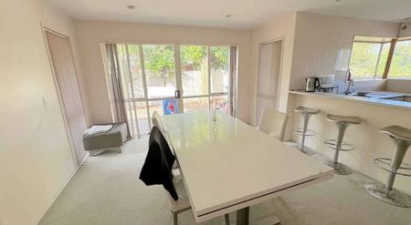 A family home in central location - Photo 3