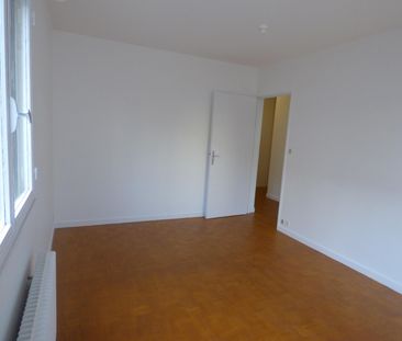 Location Appartement 3 pièces 79m² VILLEURBANNE 69100 - Photo 6