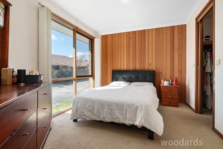 Spacious Unit in Prime Location - Photo 2