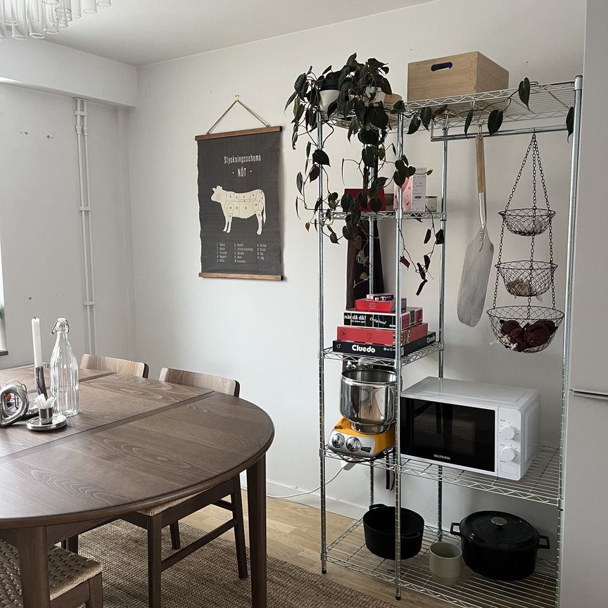 Trefaldighetsvägen, Täby - Photo 1