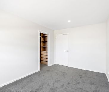 Modern 3 Bedroom in Midway Point - Available Now - Photo 5