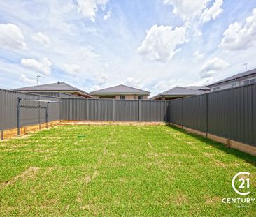 Beautiful House in Riverbank & the Ponds School Catchment - Photo 4