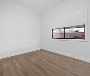 3 bedroom Family Home - Photo 5