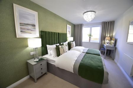 Atterbury Lodge, Newport Pagnell, Buckinghamshire - Photo 3