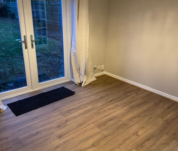 Lovely two bedroom cluster in highly south after area of Bushmead - Photo 4