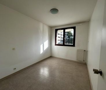 Location Appartement 3 pièces 68m² LA MOTTE SERVOLEX 73290 - Photo 3