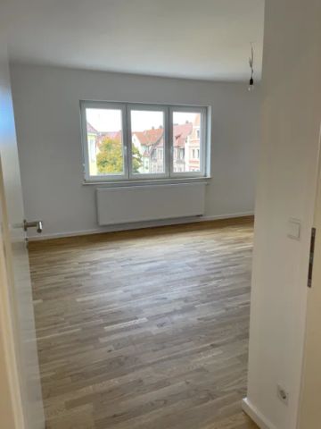 Zimmer Nr 3 in heller, neu renovierter und möblierte 4er WG - Photo 3