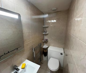 2 bedroom house to rent - Photo 3