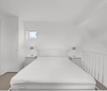 Price £2,250 pcm - Available 23/07/2026 - Furnished - Photo 6
