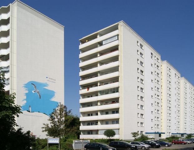 2 Zimmer Wohnung - mit Balkon - Foto 1