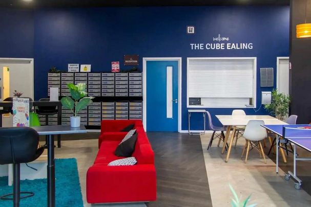 Studio to rent - Photo 1