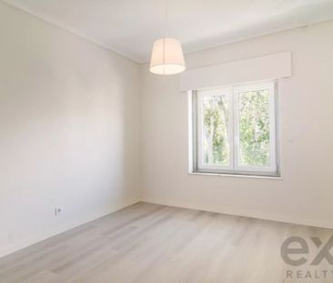3 room luxury Apartment for rent in Cascais e Estoril, Portugal - Photo 6