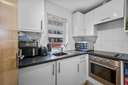 1 bedroom flat to rent - Photo 4