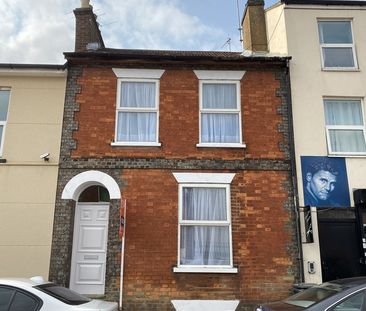Room in a Shared House, Hastings Street, LU1 - Photo 1