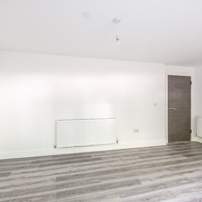 Queen Mary Avenue, Flat 4, Glasgow, Queens Park, G42 8DT - Photo 1