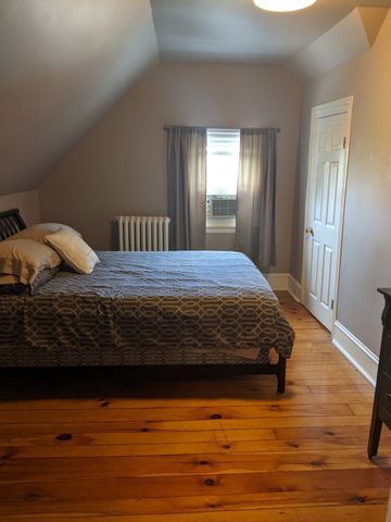 192 Cobourg Street - 2 - Photo 4