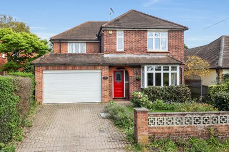 4 bedroom detached house to rent - Photo 5