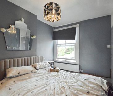 2 bedroom maisonette to rent - Photo 3