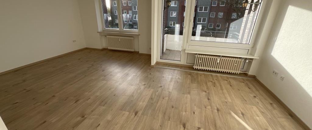 Bereits modernisierte 3-ZKB-Balkonwohohnung in gepflegtem Haus im Europaviertel zu vermieten! - Photo 1