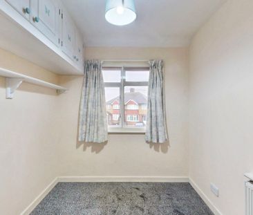 Stanwell Gardens, TW19, Surrey - Photo 6