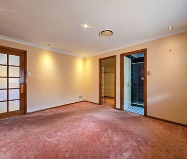 Relaxed Family Living with Pool in a Peaceful Mount Annan Pocket - Photo 5