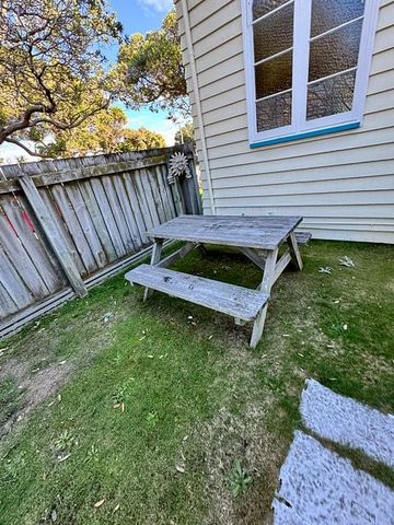 Charming 2-bedroom house in Miramar, Wellington - Photo 4