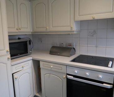 2 bedroom flat to rent - Photo 6