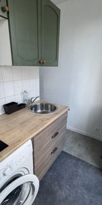 Location Appartement 1 pièce 18m² ST MAUR DES FOSSES 94100 - Photo 3