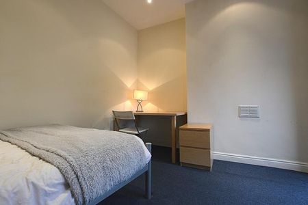 Victoria Road, - Photo 3