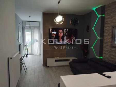 Διαμέρισμα για ενοικίαση Κέντρο (Καλαμαριά) - Photo 2