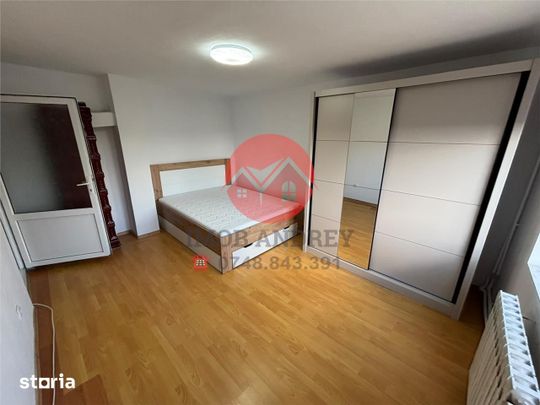 Casa de inchiriat cu 3 camere, zona Mahmudiei, ideala pentru familie - Photo 1