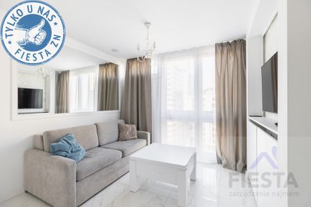 Warszawa Śródmieście, Aleja Jana Pawła II - Photo 3