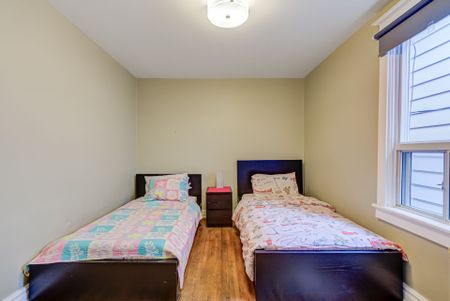 For Lease - 145 Kingston Road, Toronto, Ontario - Photo 4