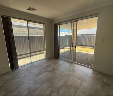 51 Dickerson Loop, Hammond Park - Photo 2