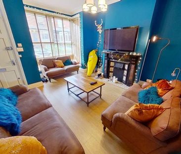 5 bedroom terraced house to rent - Photo 2