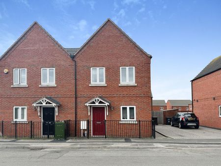 3 bedroom semi-detached house to rent - Photo 3